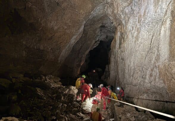 Nella “Casa dei Venti” l’esercitazione del Soccorso speleologico