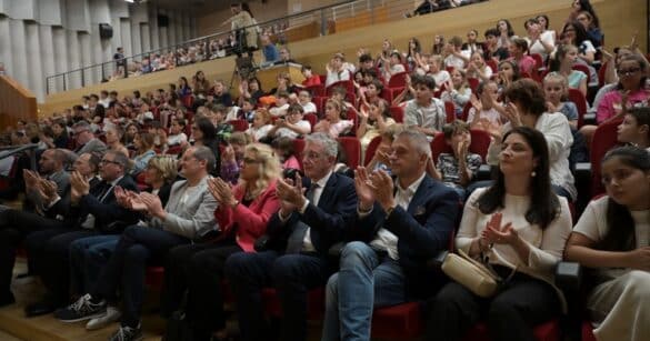 In 400 a Gemona per l’incontro con Luca Parmitano e Giada Messetti