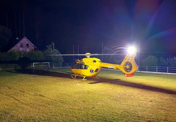 Complicato soccorso di una donna in shock anafilattico perché punta dai calabroni a Malga Fleons