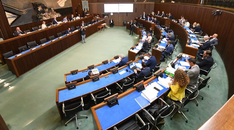 Dal Consiglio Regionale via libera alla rinascita delle Province