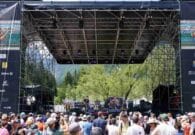 ​Il No Borders Music Festival 2026 si è aperto con Tom Smith ed Elvis Costello