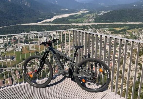 Villa Santina, nuove e-bike a disposizione dei visitatori del Parco delle Colline Carniche