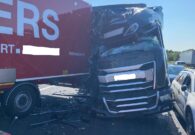 Tamponamento tra due camion sulla A4