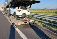 A4, autoarticolato tampona una bisarca: grave il conducente
