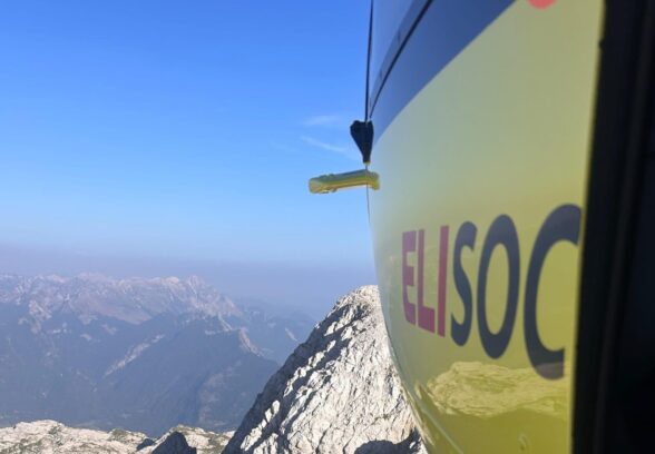 Padre e due figli in difficoltà sull’Alta Via Resiana: recuperati in elicottero a 2.400 metri