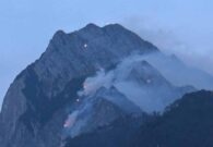 Incendi: sull’Amariana il fronte corre in quota; massima attenzione anche per il Palavierte