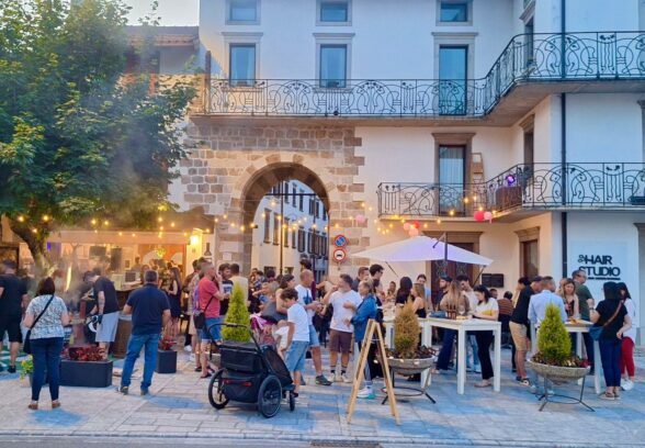 Musica nei locali, esercenti chiamati a gestire il calendario: è scontro con il Comune