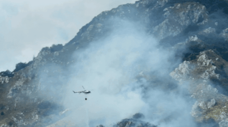 Moggio Udinese, nuovi focolai sulle montagne friulane, 70 lanci sul Forchiadice