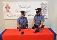 Marijuana, eroina e hashish nell’auto e in casa: denunciato un trentenne
