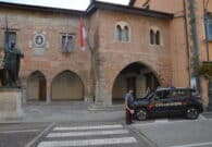 Finto carabiniere truffa un’anziana: 19enne arrestato a Nimis