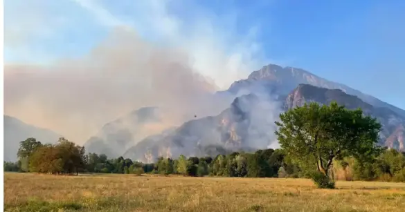 Incendio sull’Amariana, le precauzioni per la popolazione