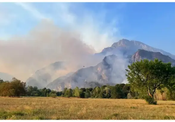 Incendio sull’Amariana, le precauzioni per la popolazione
