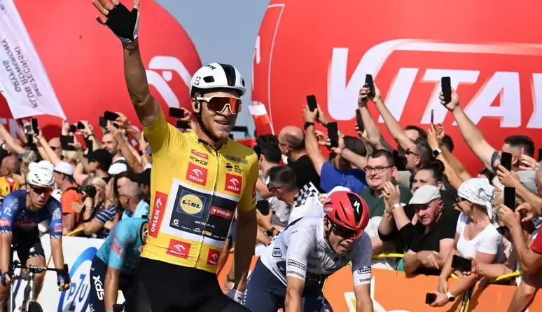 Jonathan Milan incontenibile al Giro di Polonia: terza vittoria consecutiva