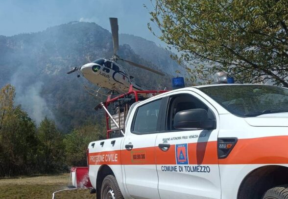 Incendio dell’Amariana, nuova ordinanza a Tolmezzo: chiusa la strada per Illegio