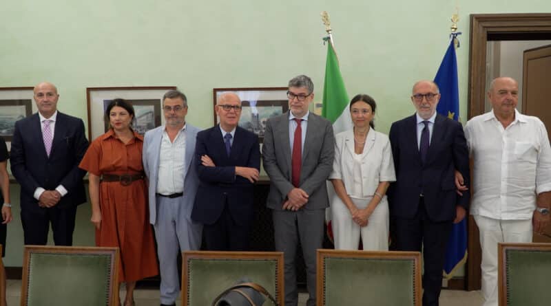 VIDEO – Cadaveri senza nome, ecco il protocollo per l’identificazione: tredici i casi ancora aperti in Fvg