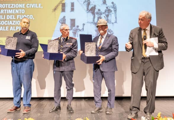 A Vigili del Fuoco, Alpini e Protezione Civile il premio Sussidiarietà per la ricostruzione post terremoto del Friuli
