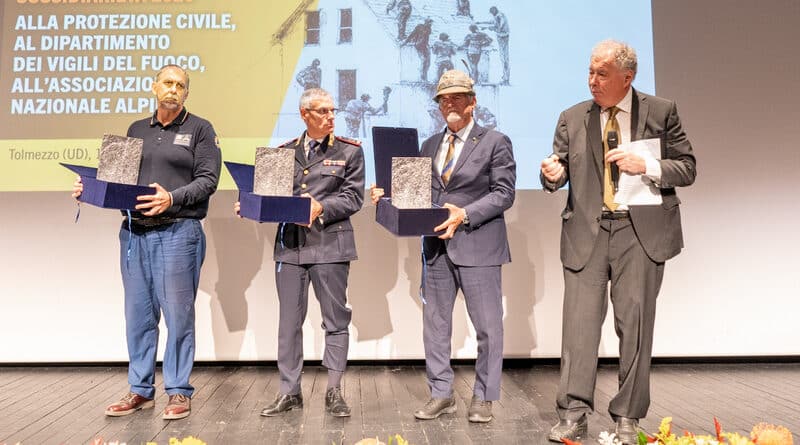A Vigili del Fuoco, Alpini e Protezione Civile il premio Sussidiarietà per la ricostruzione post terremoto del Friuli