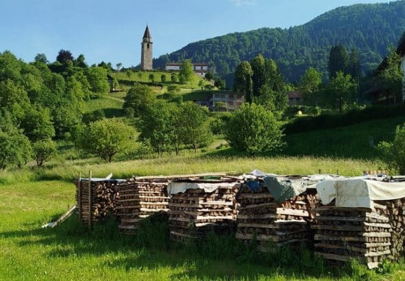 Due giornate in cammino tra Val Degano, Val Pesarina e Valcalda