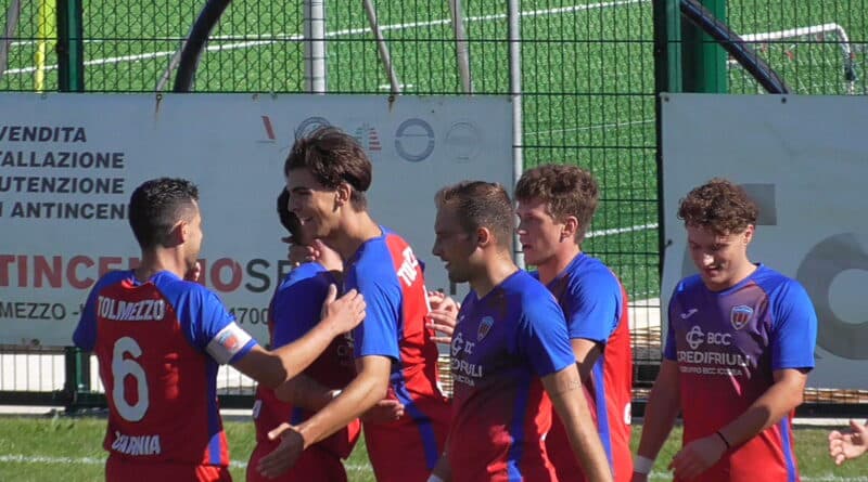 Calcio, Tolmezzo tris da applausi: Pro Gorizia battuta 3-0 al Fratelli Ermano