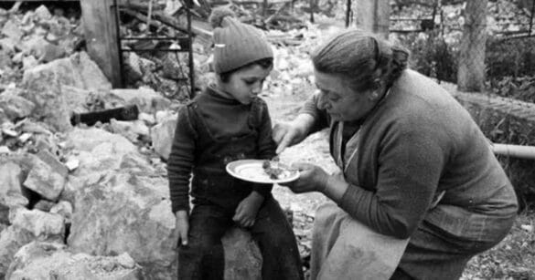 Uno spettacolo di lettura scenica sulla memoria del terremoto nella scuola di Villa Santina