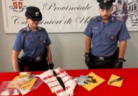 Controlli dei Carabinieri a Udine, denunciati tre giovani per spaccio di droga e possesso di coltelli