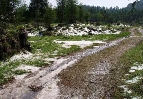 Poligoni militari in Carnia, nuove regole per tutelare turismo, ambiente e comunità