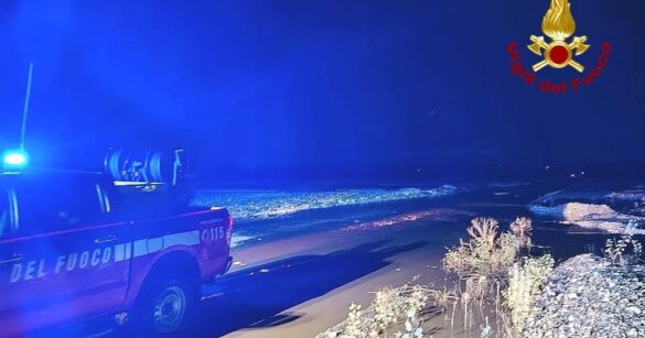 Auto semisommersa nel torrente Meduna, tre persone salvate con l’elicottero
