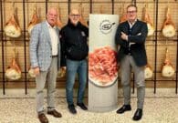 Carne di maiale e mense scolastiche, Riccardi: «Nessun divieto nelle linee guida della Regione»