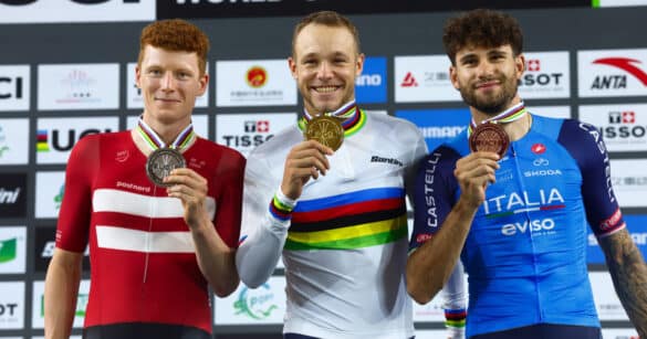 Jonathan Milan da urlo: oro e record del mondo ai Mondiali di ciclismo su pista!