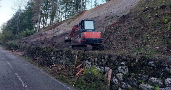 Al via i lavori di mitigazione di un movimento franoso lungo la pista ciclabile Alpe Adria a Fusine